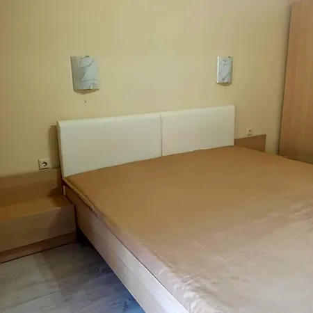Star Dreams, * Sveti Vlas